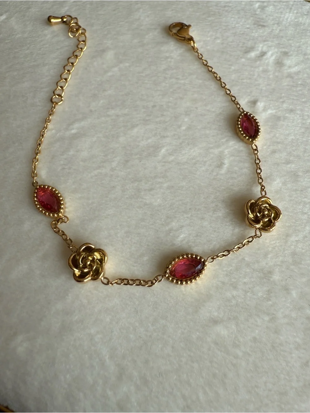 N/A delicate gold